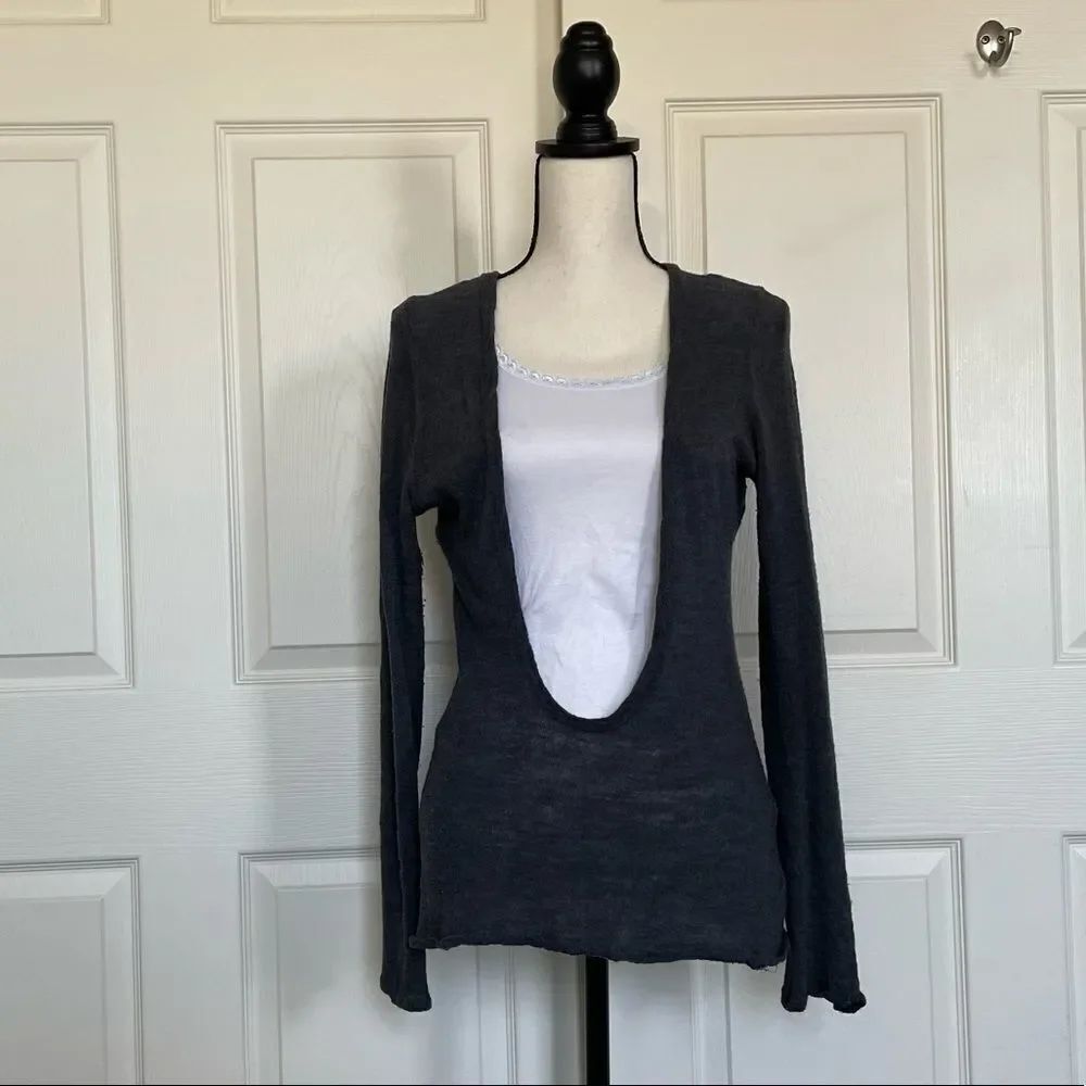 Velvet by Anthropologie Deep V Stretch Wool Blend Lightweight Sweater, Large